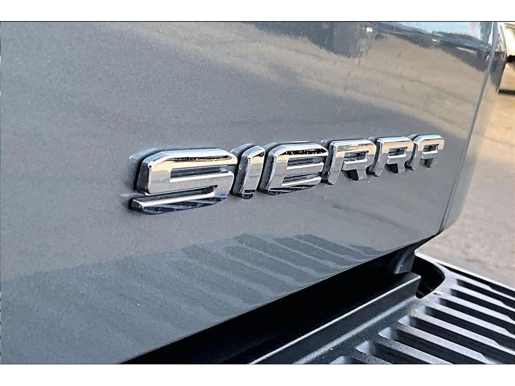 2026 GMC Sierra 1500 Denali - Photo 9