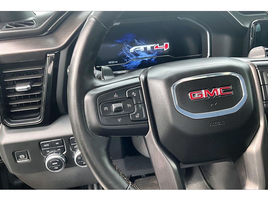 2024 GMC Sierra 1500 AT4 - Photo 12