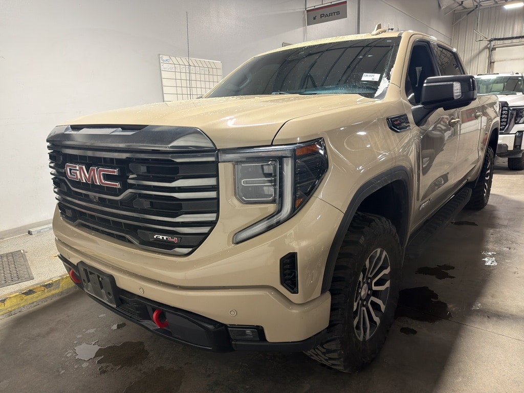 2023 GMC Sierra 1500 AT4's photo
