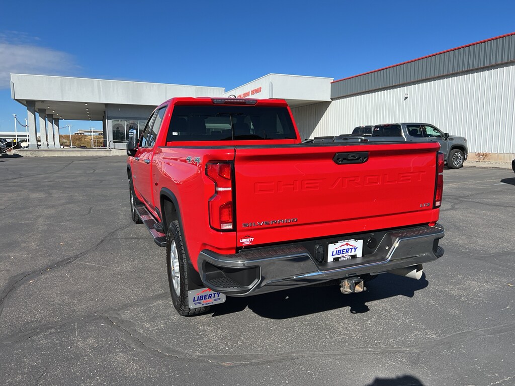 2024 Chevrolet Silverado LTZ photo 3