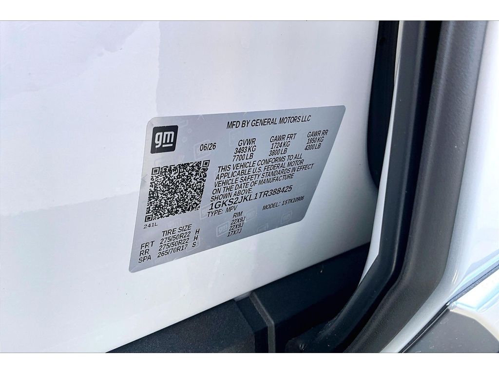 2026 GMC Yukon XL Denali - Photo 8