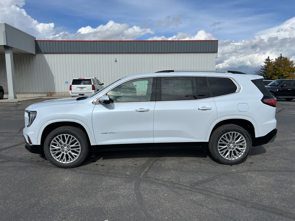 2026 Gmc Acadia Denali photo 2