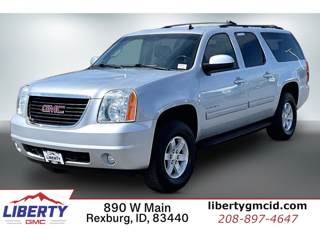 2013 GMC Yukon 4WD 1/2 Ton SLT (4SA)'s photo