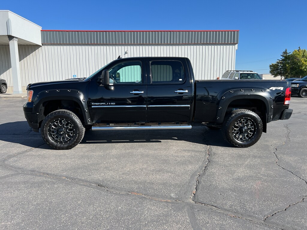 2013 Gmc Sierra Denali photo 2