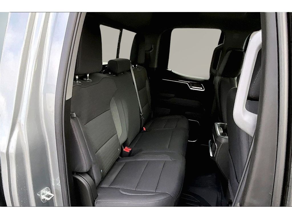 2025 GMC Sierra 1500 Elevation - Photo 10