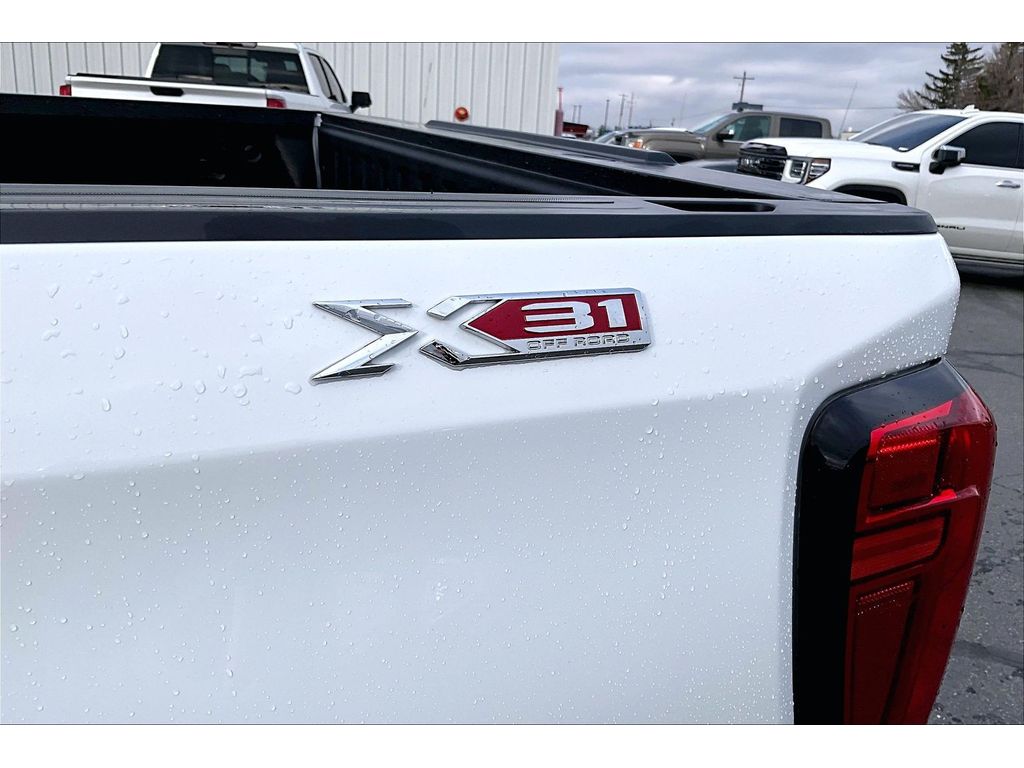 2025 GMC Sierra 1500 Elevation - Photo 9