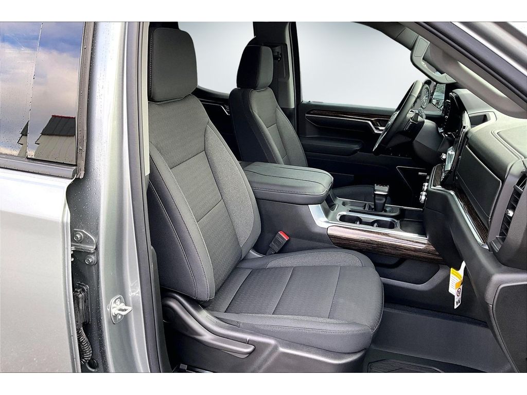 2025 GMC Sierra 1500 Elevation - Photo 11