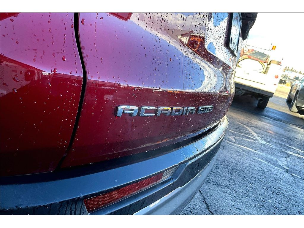 2025 GMC Acadia Elevation - Photo 9