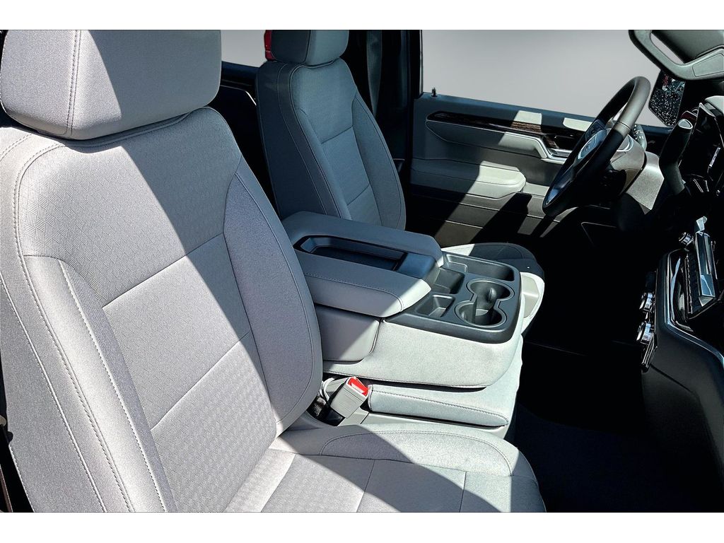 2026 GMC Sierra 1500 SLE - Photo 10
