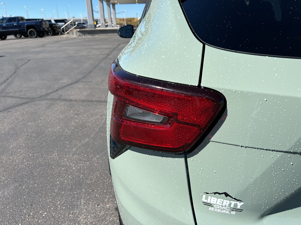 Used 2024 Chevrolet Trax 2RS SUV