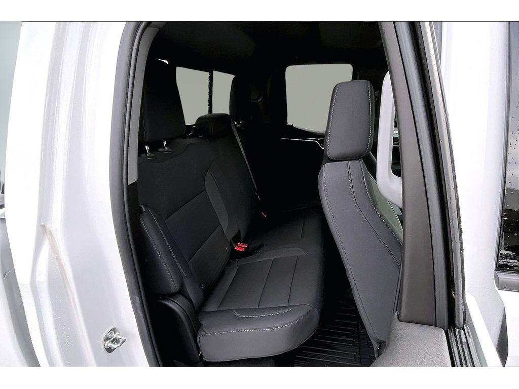 2025 GMC Sierra 1500 Elevation - Photo 10