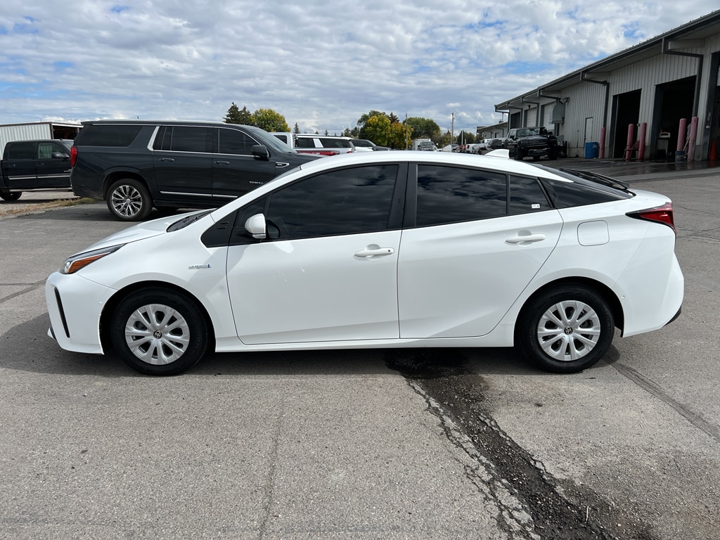 Used 2021 Toyota Prius L Eco