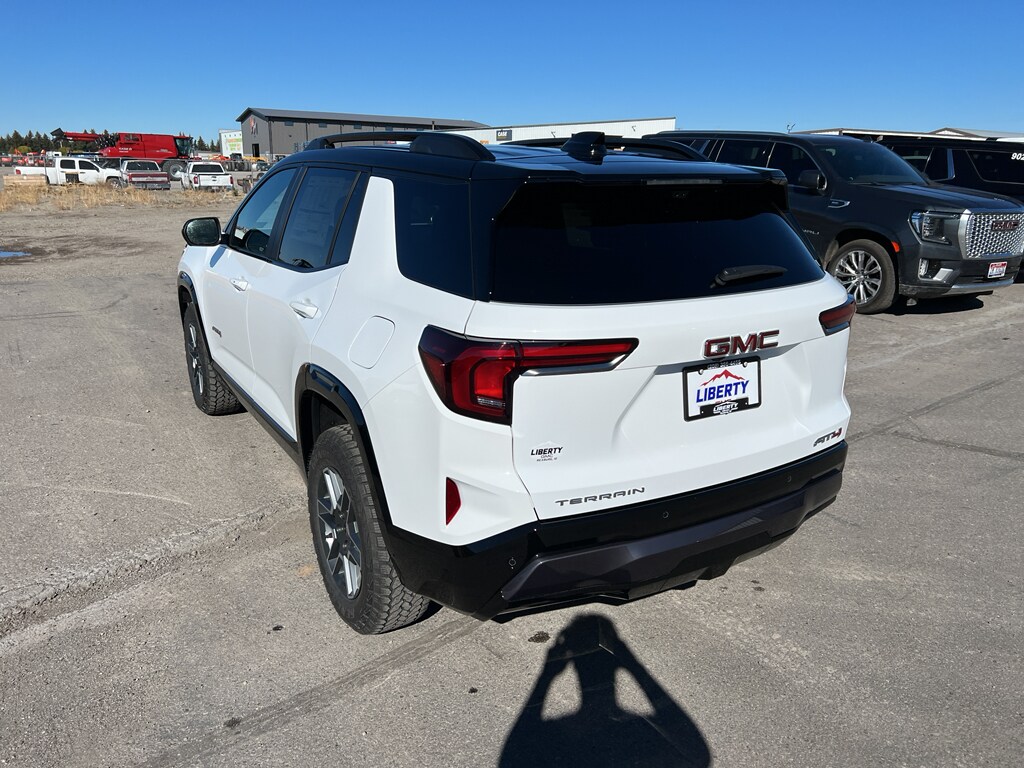 2026 Gmc Terrain AT4 photo 2