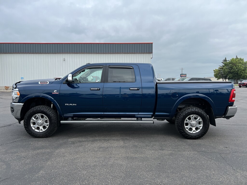 2022 Ram 2500 Laramie photo 2