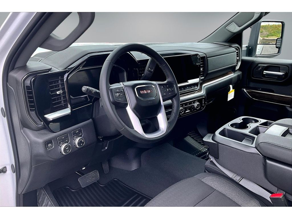 2026 GMC Sierra 3500HD SLE - Photo 7