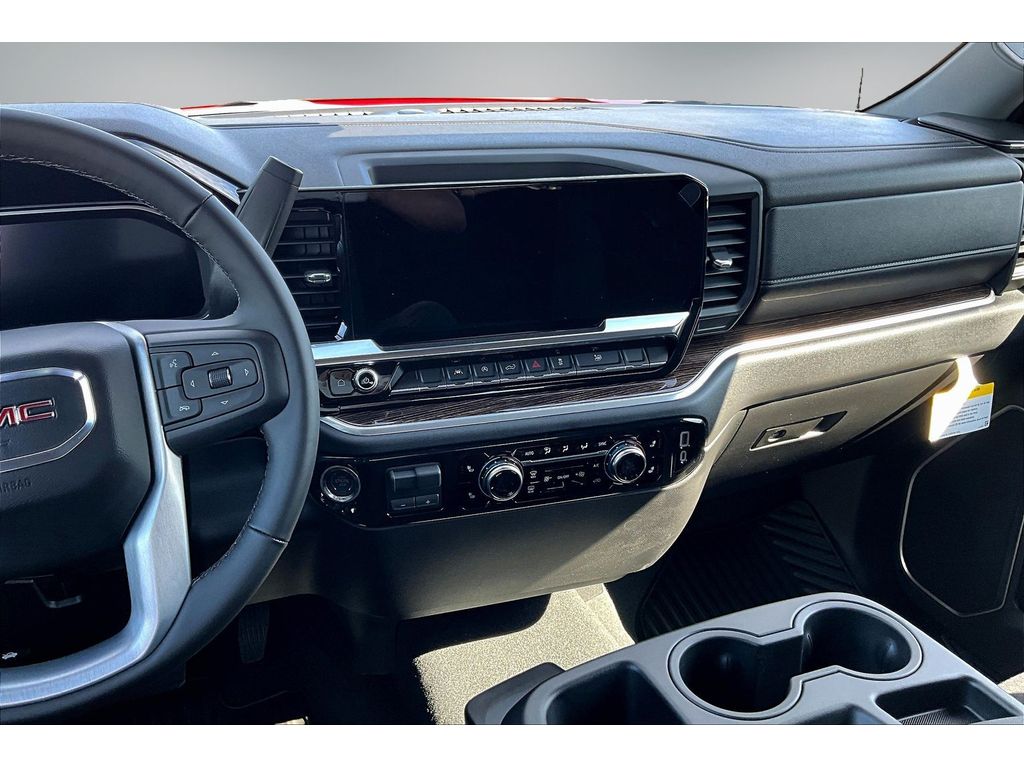 2026 GMC Sierra 1500 SLE - Photo 6