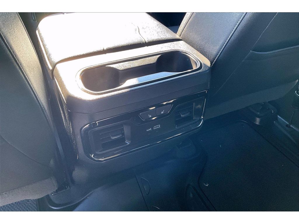 2023 GMC Sierra 1500 AT4 - Photo 11