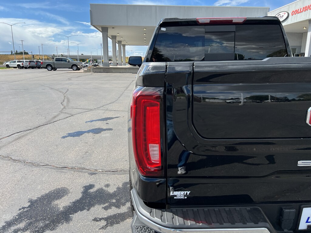 2023 Gmc Sierra SLT photo 4