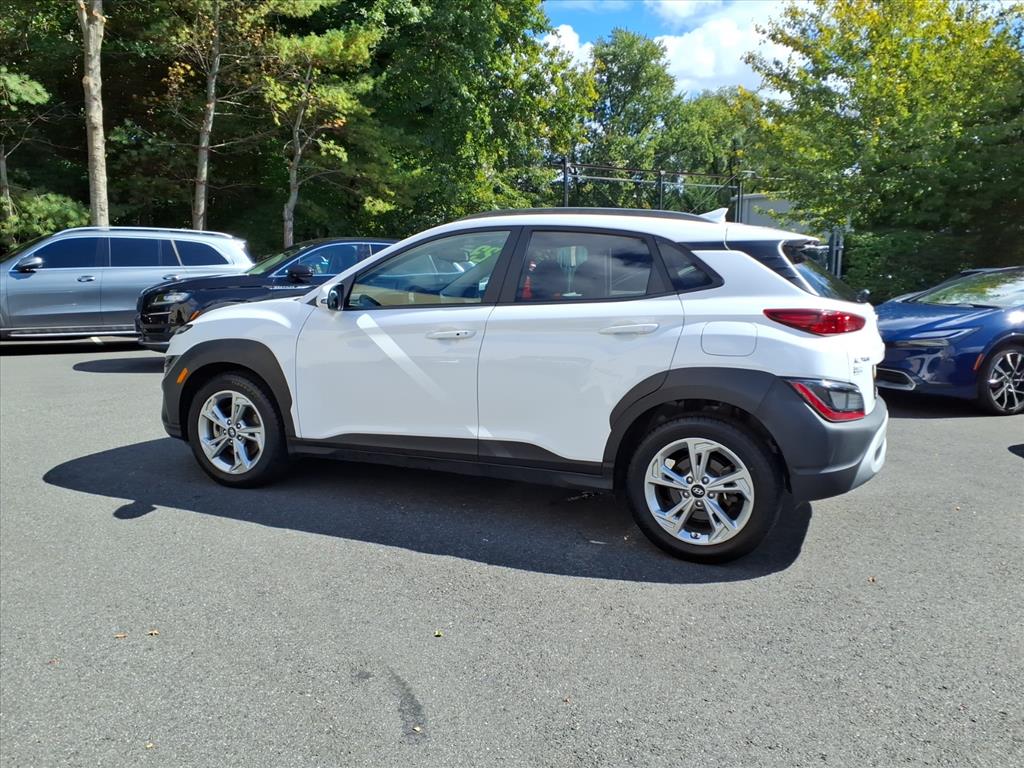 2023 Hyundai Kona SEL photo 4