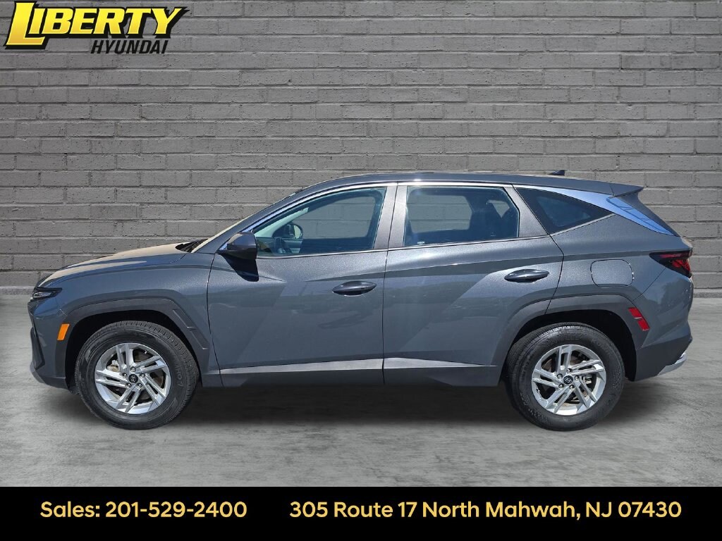 Certified 2025 Hyundai Tucson SE SUV