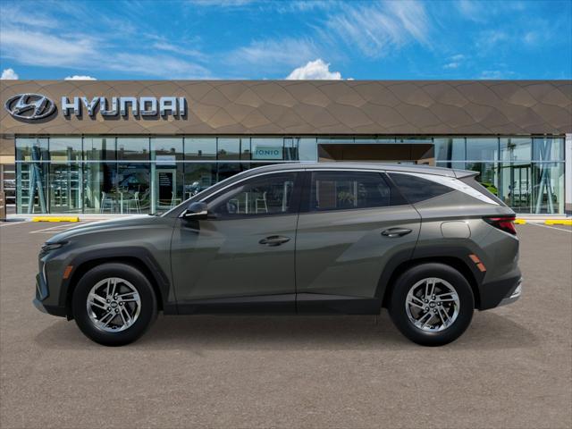 2025 Hyundai Tucson SE photo 3