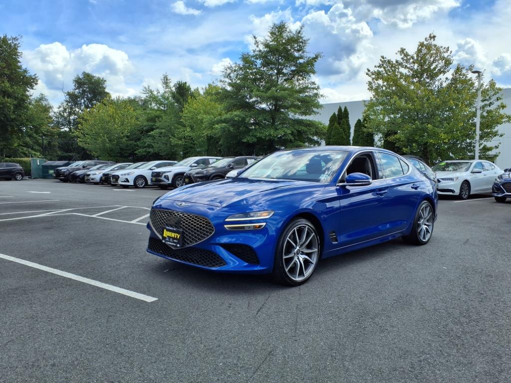 2022 Genesis G70 2.0T photo 3