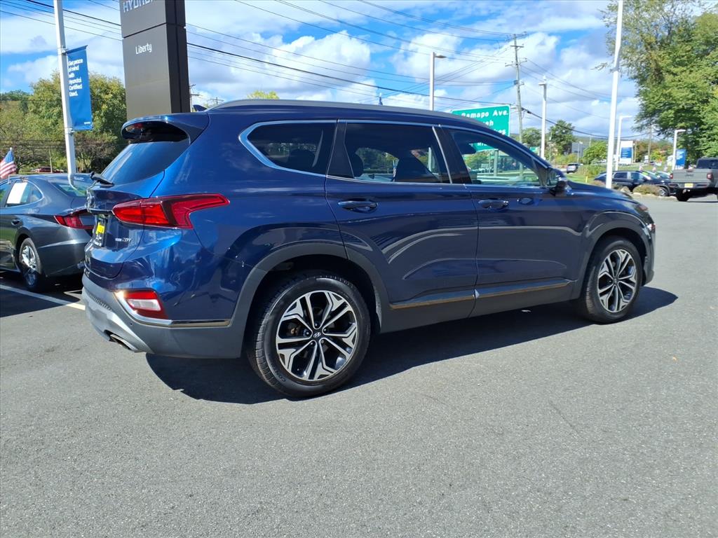 2020 Hyundai Santa Fe Limited 2.0T photo 2