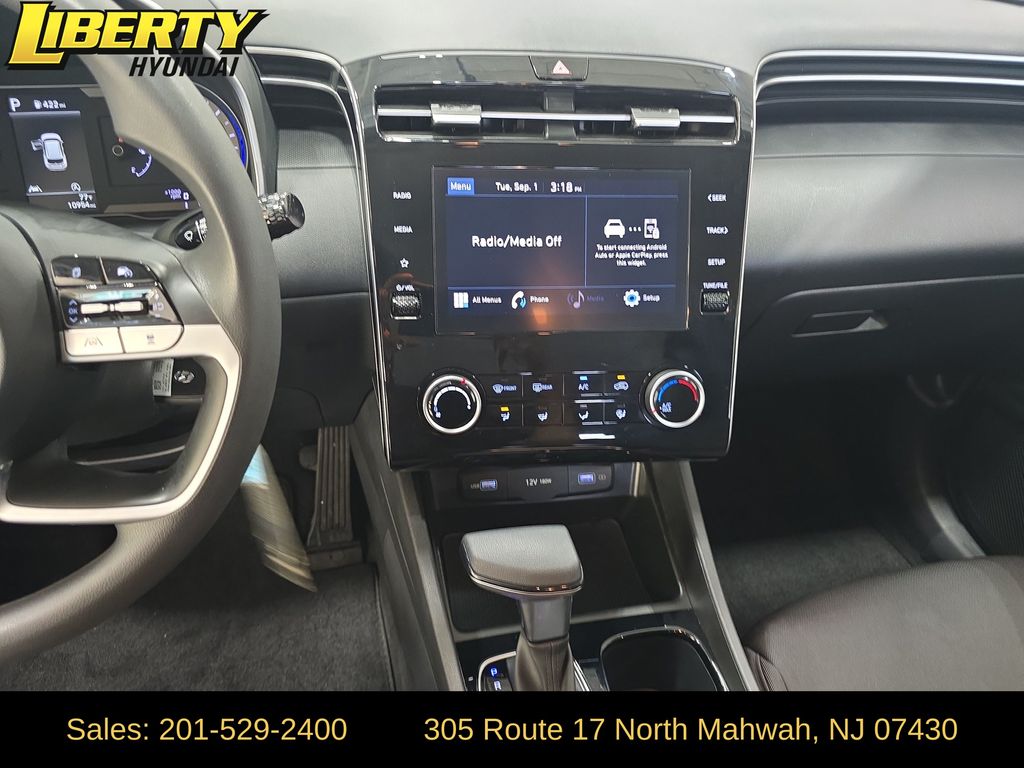 2024 Hyundai Tucson SE - Photo 18