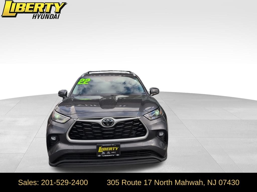 Used 2022 Toyota Highlander XLE SUV