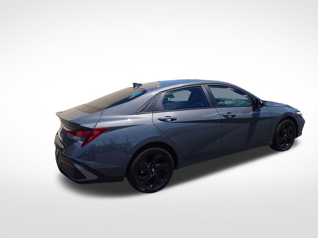 2026 Hyundai Elantra SEL Sport - Photo 7