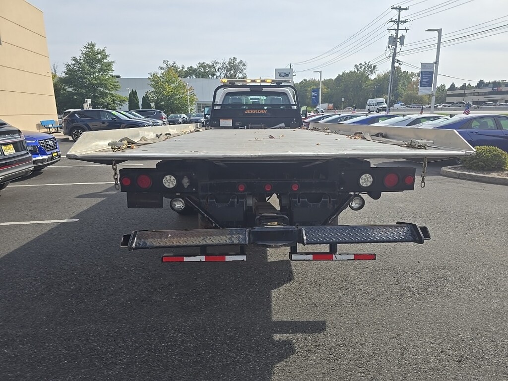 Used 2015 Ford F-550SD XL Chassis