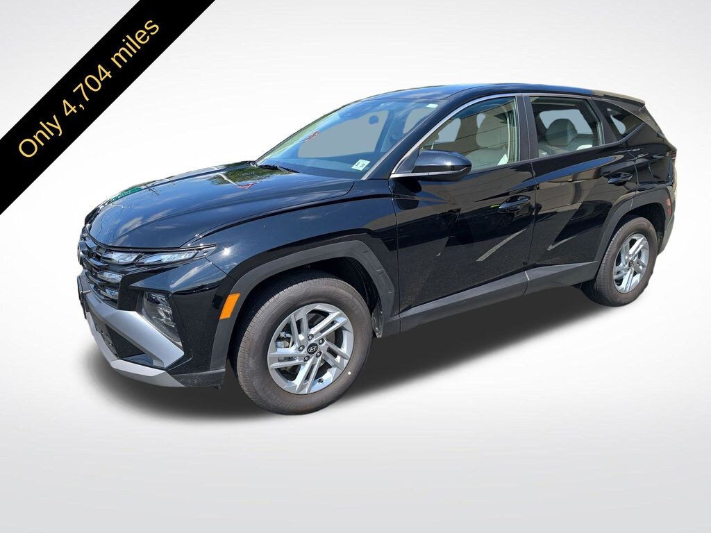 Used 2026 Hyundai Tucson SE SUV