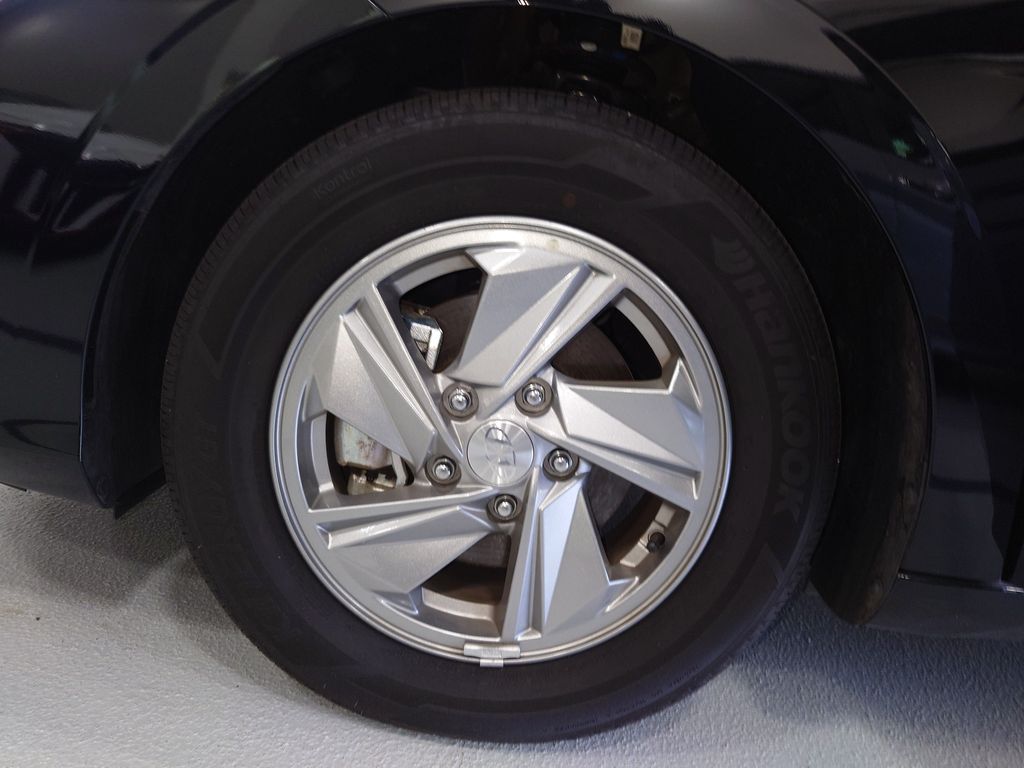 2026 Hyundai Elantra SE - Photo 27
