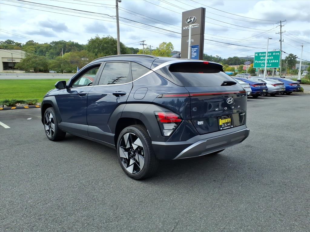 2024 Hyundai Kona Limited photo 4