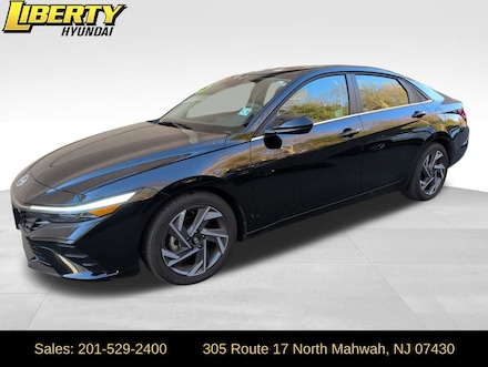 Featured Used 2025 Hyundai Elantra SEL Convenience Sedan for Sale near Wayne, NJ
