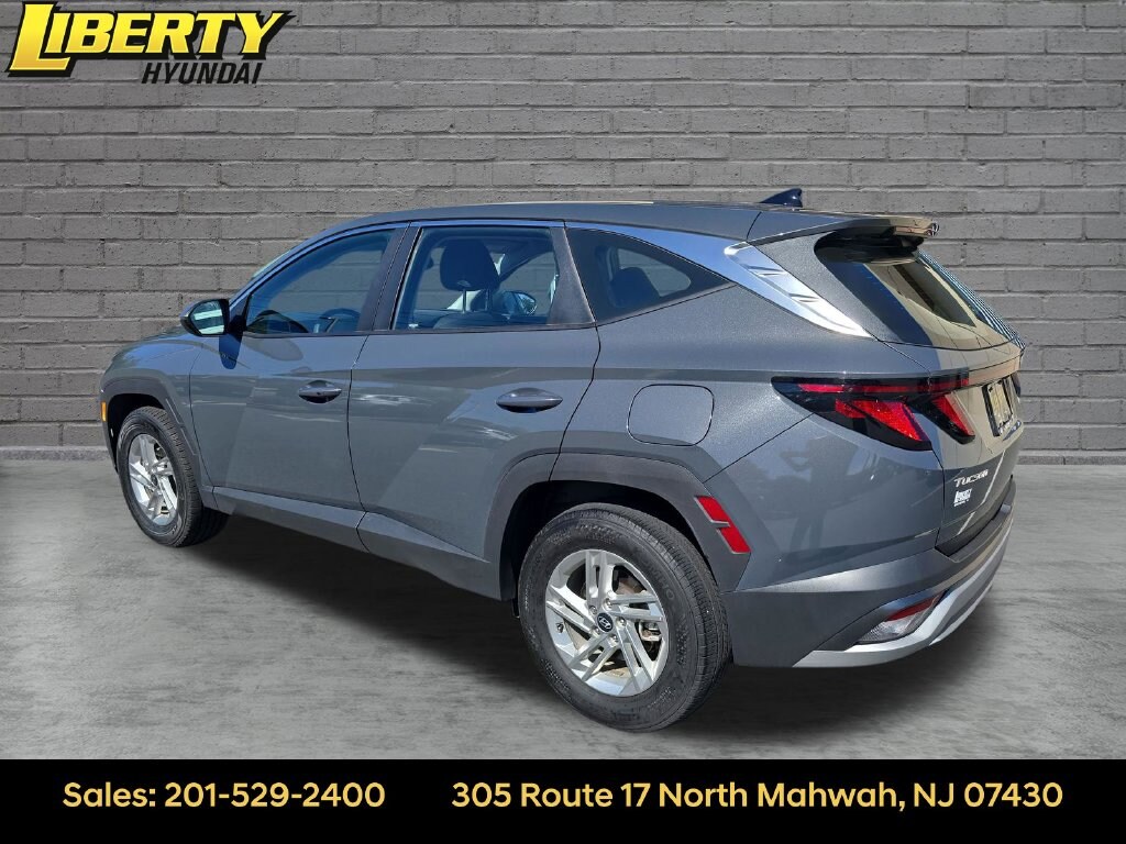 Certified 2025 Hyundai Tucson SE SUV