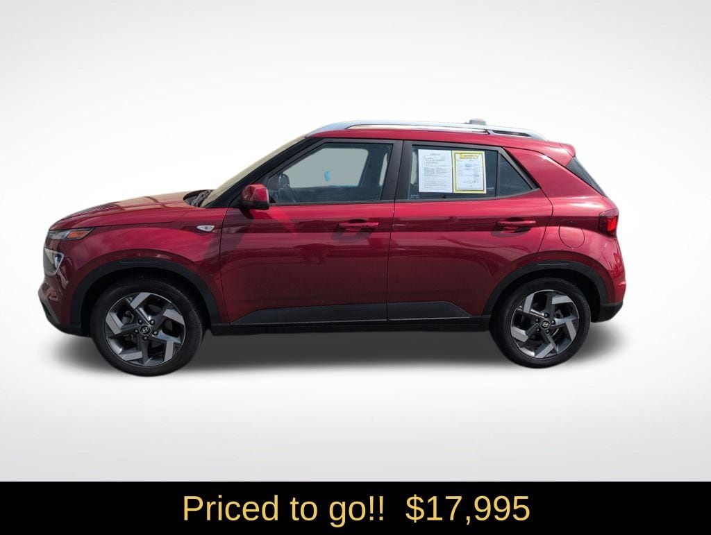 Used 2023 Hyundai Venue Limited SUV
