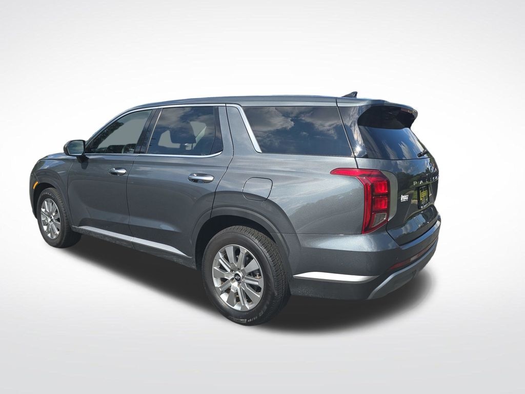 Used 2025 Hyundai Palisade SE SUV