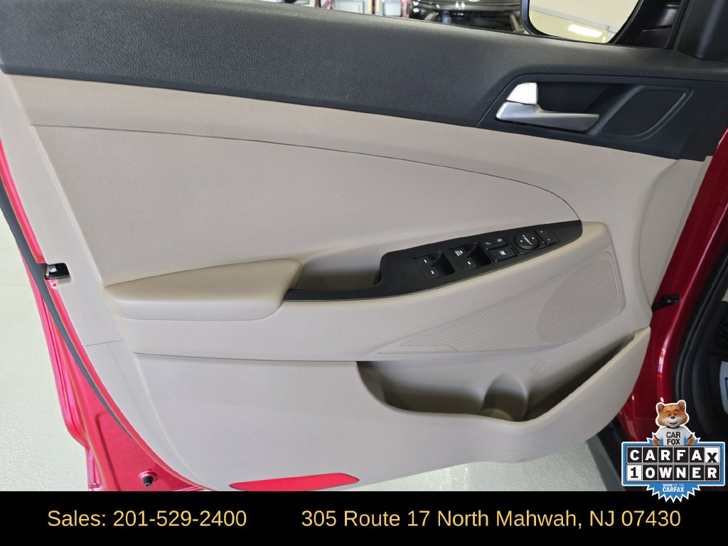 2021 Hyundai Tucson SE - Photo 10