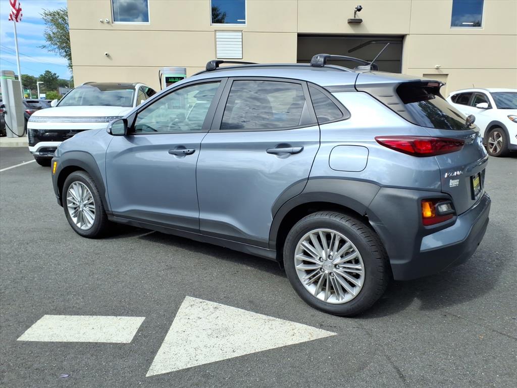 2021 Hyundai Kona SEL photo 3