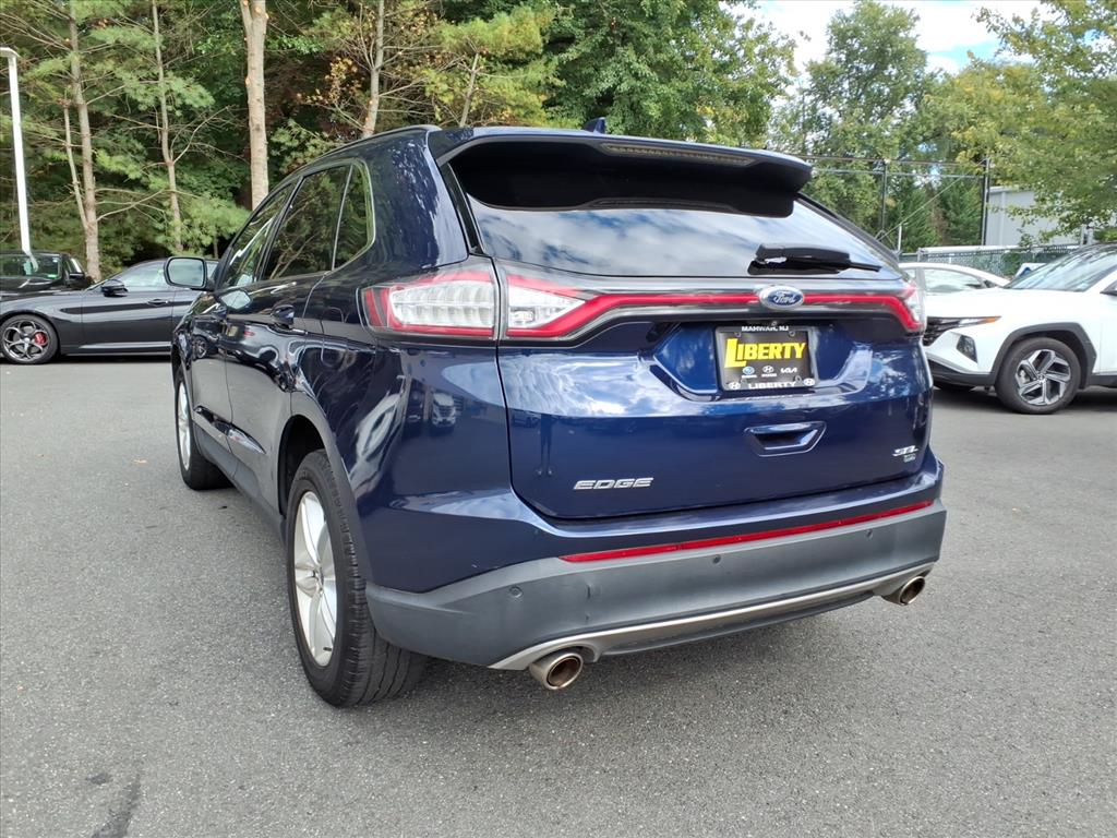 2016 Ford Edge SEL photo 3