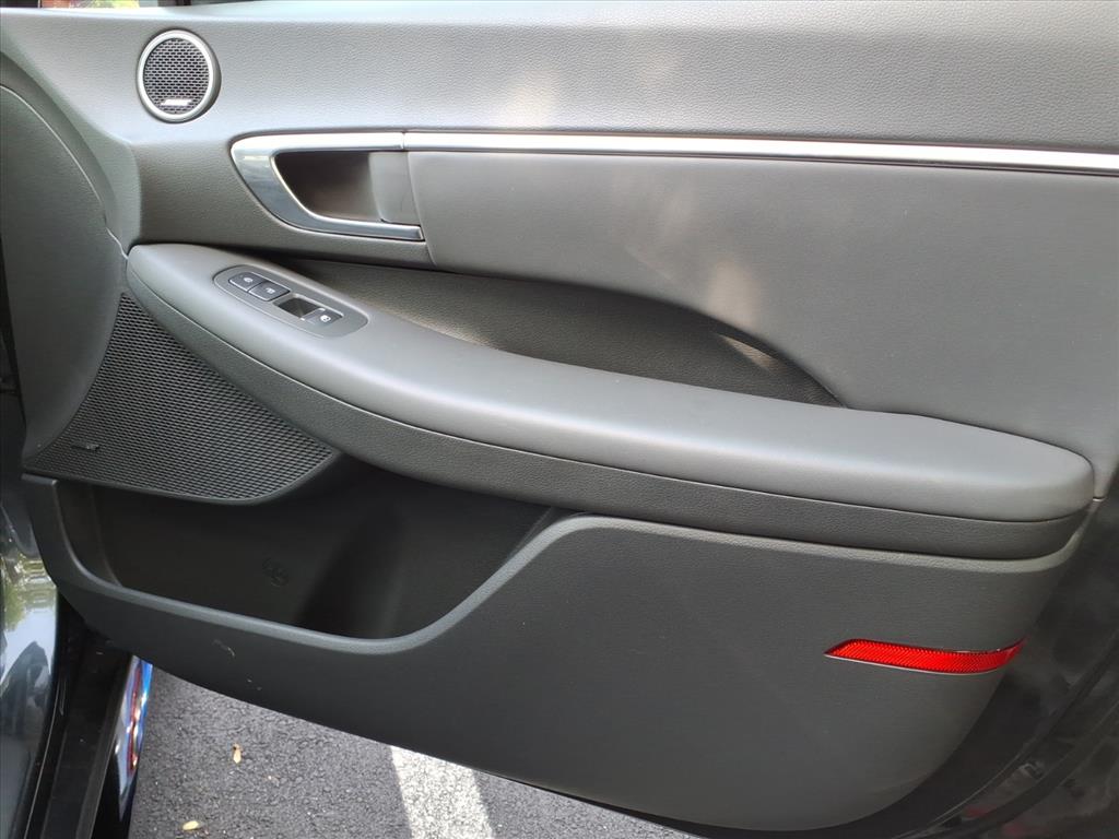 2023 Hyundai Sonata SEL Plus photo 4