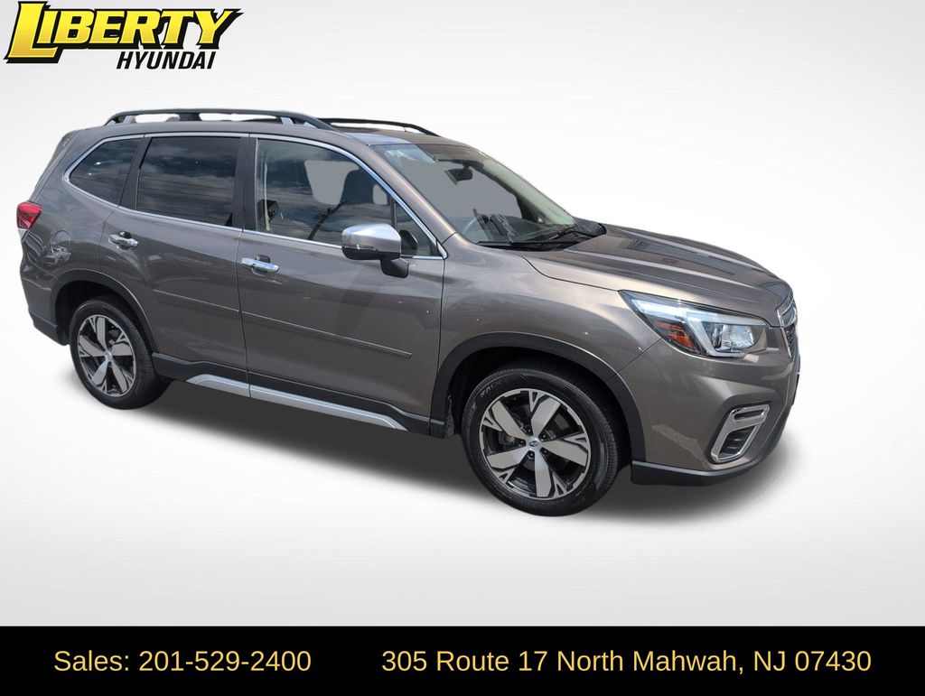 2019 Subaru Forester Touring's photo
