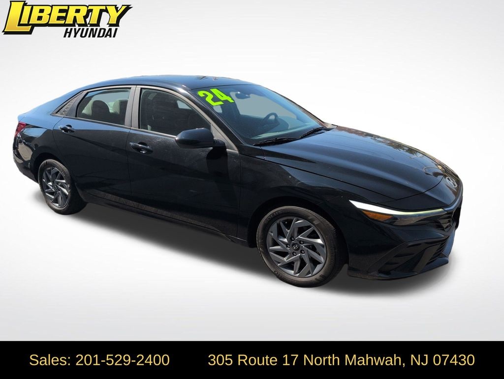 2024 Hyundai Elantra Sedan 