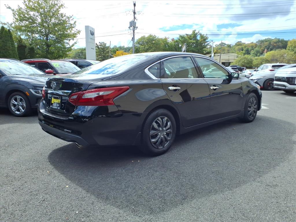 2018 Nissan Altima 2.5 S photo 2