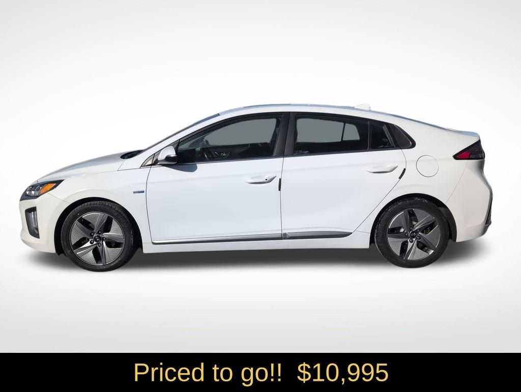 Used 2020 Hyundai IONIQ Hybrid SEL Hatchback