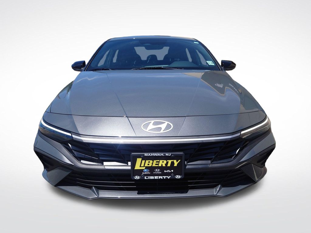 2026 Hyundai Elantra SEL Sport - Photo 9