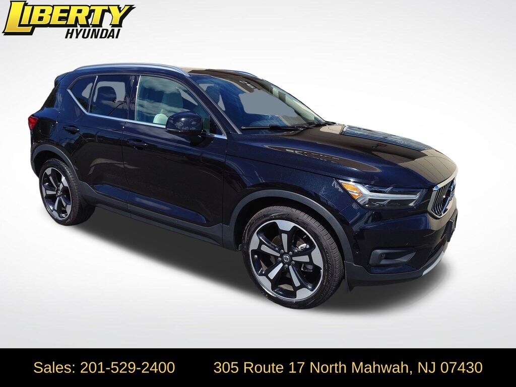 Used 2019 Volvo XC40 T5 Inscription SUV