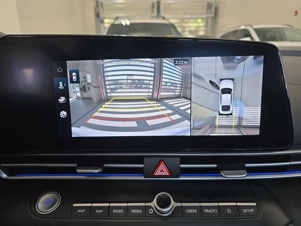 2024 Hyundai Elantra Limited - Photo 21