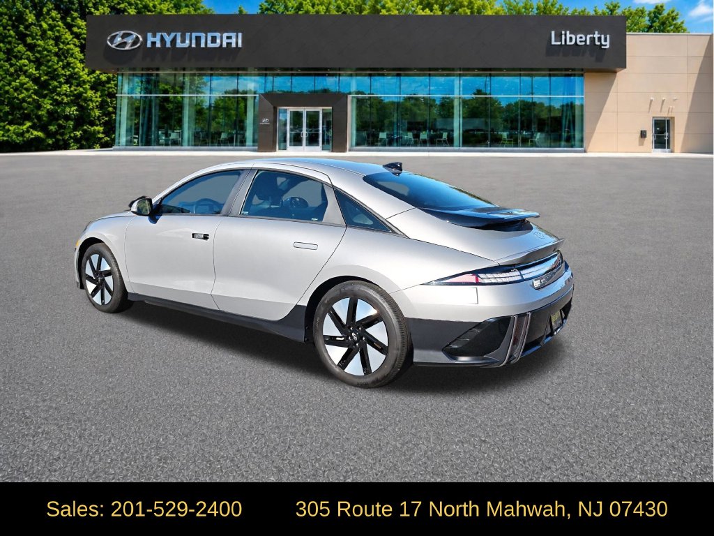 Used 2024 Hyundai IONIQ 6 SE Sedan